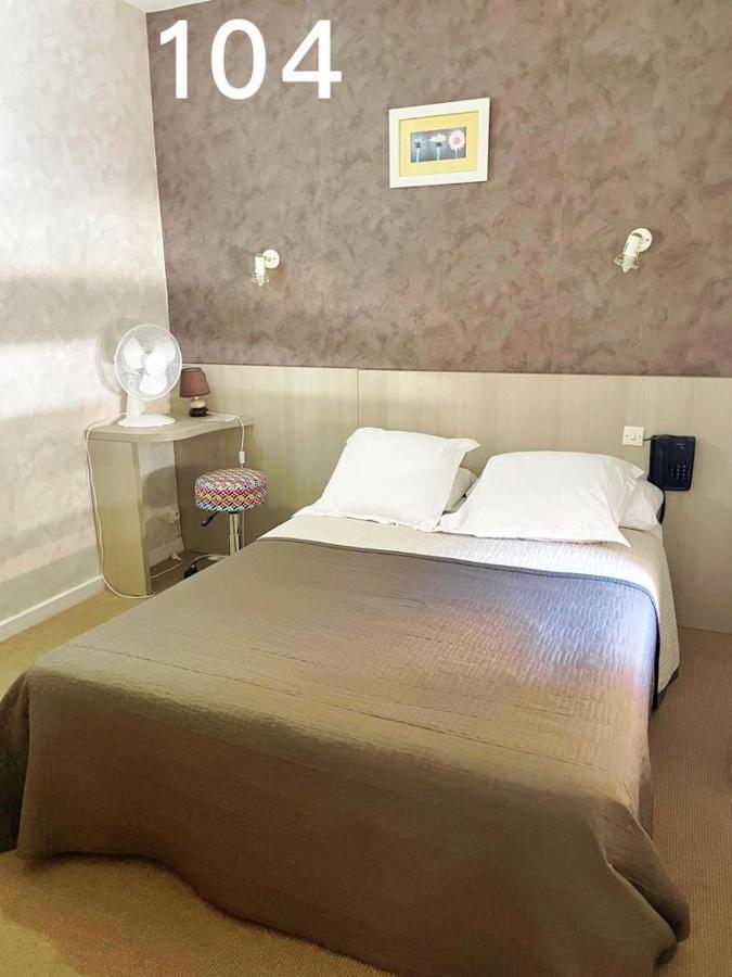 Hotel De La Plage 2 Etoiles Valras-Plage Bagian luar foto